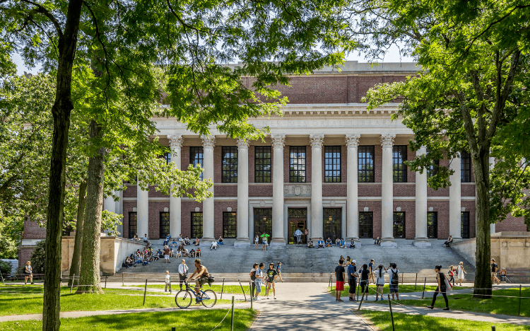 What is a good GMAT score? A top b-school such as Harvard (above) might command high average GMAT scores, but that's not the full picture ©Marcio Silva